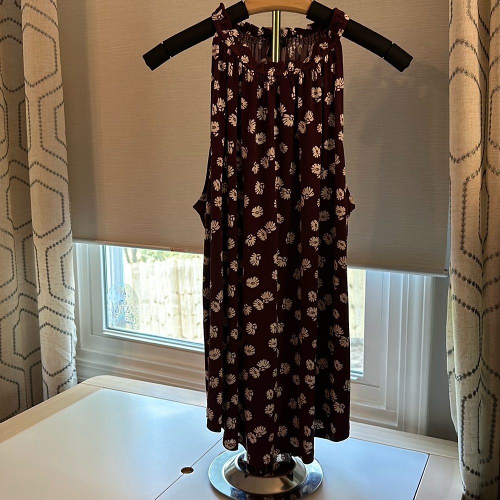 Ann Taylor Factory Purple Plum White Floral Tank Soft Flowy Stretchy M